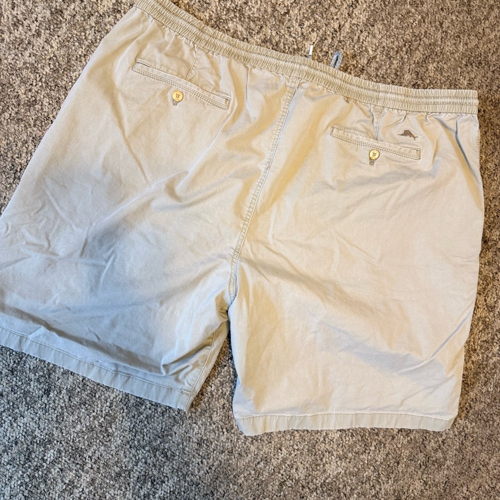 Men’s Tommy Bahama Drawstring Khaki 9” Shorts 3XLB - Picture 3 of 4